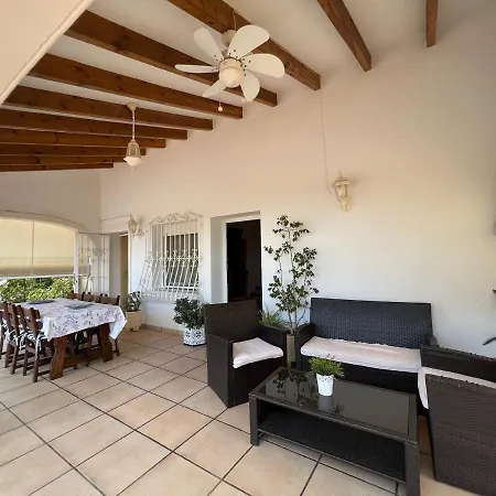 Holiday home Aristeu *