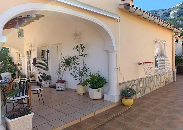 Holiday home Aristeu *